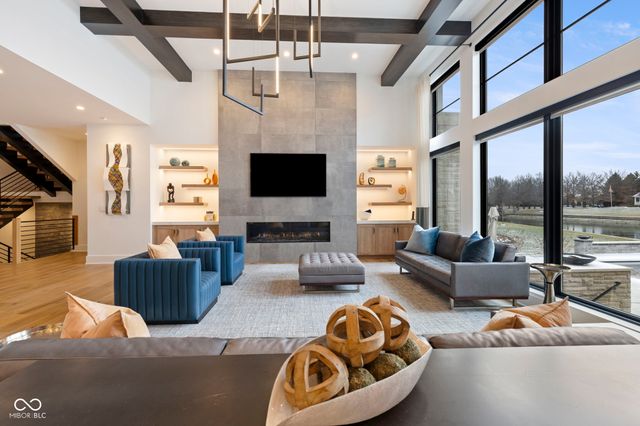 15377 Grassy Creek Lane, Carmel, IN 46033