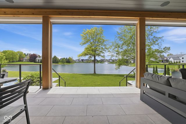 15377 Grassy Creek Lane, Carmel, IN 46033