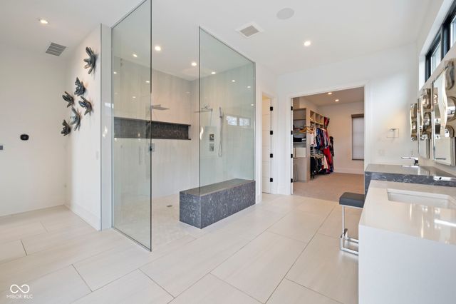 15377 Grassy Creek Lane, Carmel, IN 46033