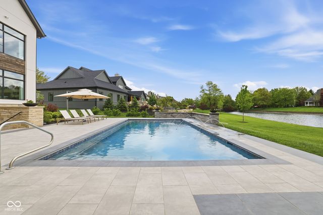 15377 Grassy Creek Lane, Carmel, IN 46033