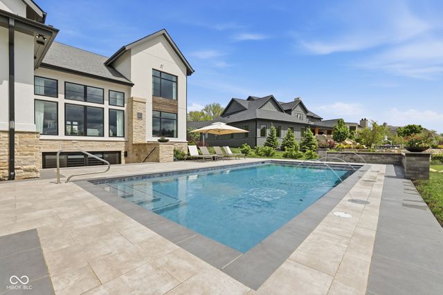 15377 Grassy Creek Lane, Carmel, IN 46033
