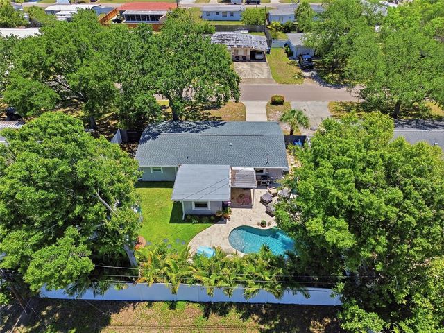 5548 CEDAR STREET NE, St Petersburg, FL 33703