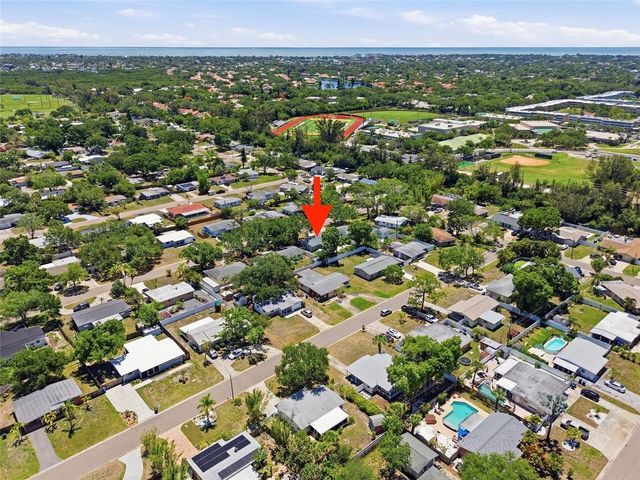 5548 CEDAR STREET NE, St Petersburg, FL 33703