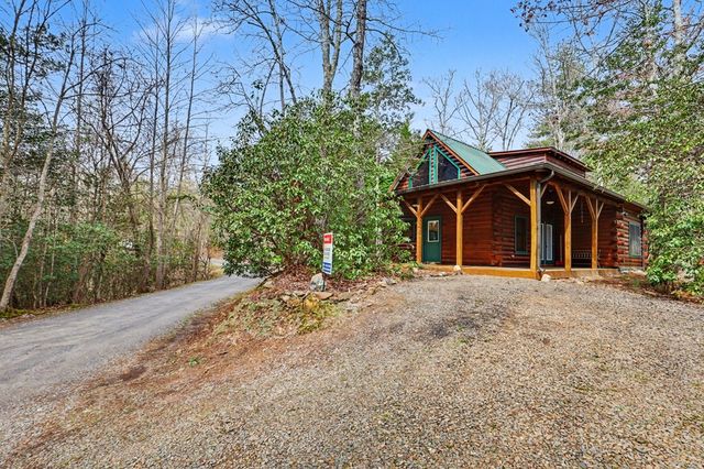 105 Cozy Pine Lane, Murphy, NC 28906