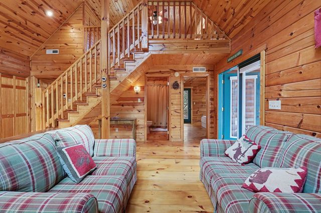 105 Cozy Pine Lane, Murphy, NC 28906