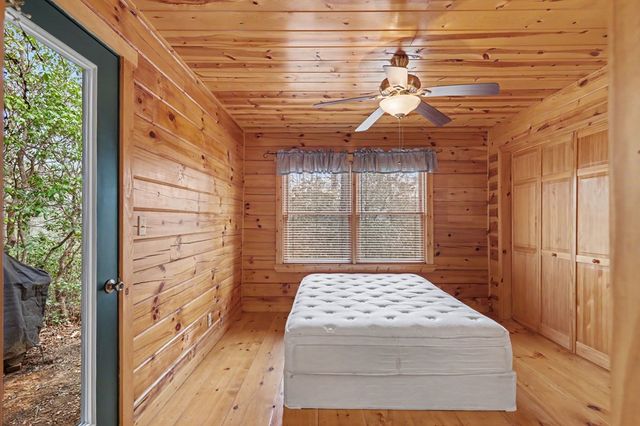 105 Cozy Pine Lane, Murphy, NC 28906