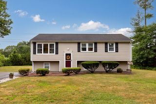 9 Atwood Street, Carver, MA 02330