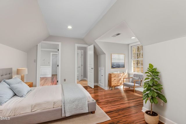 605 Edburton Court, Hillsborough, NC 27278