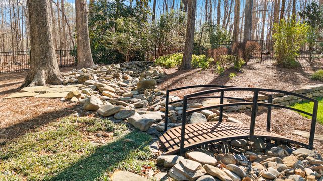 605 Edburton Court, Hillsborough, NC 27278