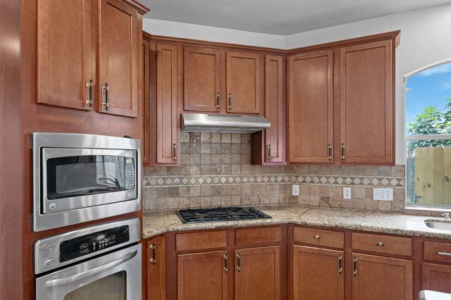 9422 Shelbourne Meadows Drive, Houston, TX 77095