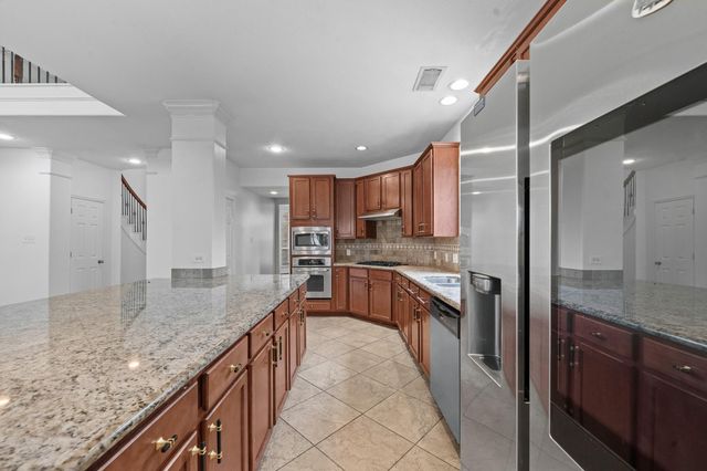 9422 Shelbourne Meadows Drive, Houston, TX 77095