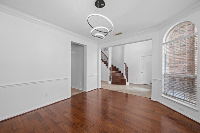 9422 Shelbourne Meadows Drive, Houston, TX 77095