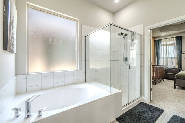 3105 Lionsgate Drive, Argyle, TX 76226