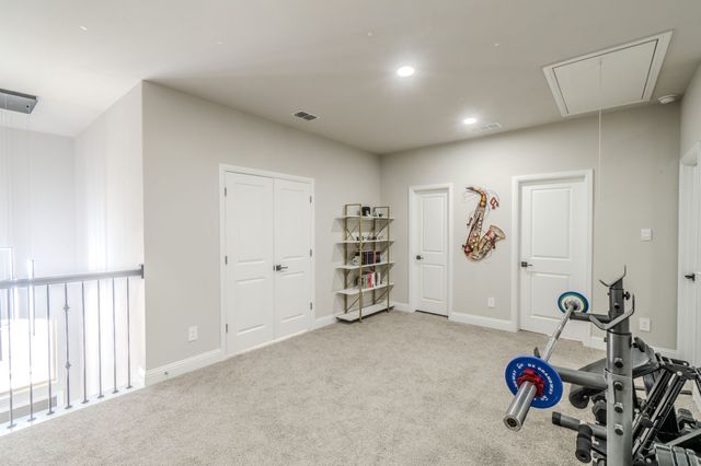 3105 Lionsgate Drive, Argyle, TX 76226