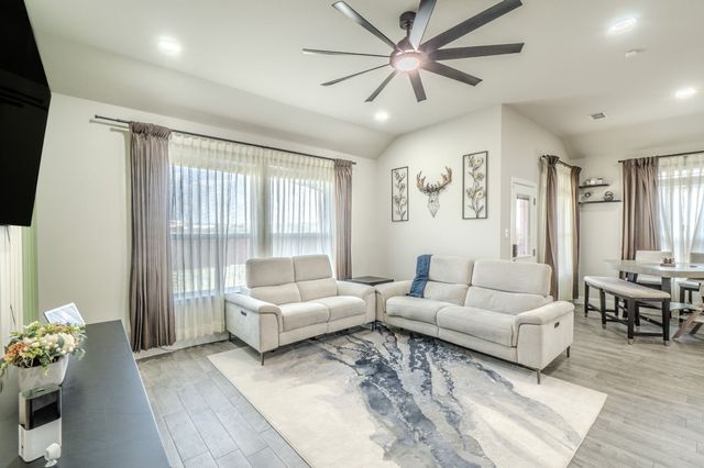 3105 Lionsgate Drive, Argyle, TX 76226