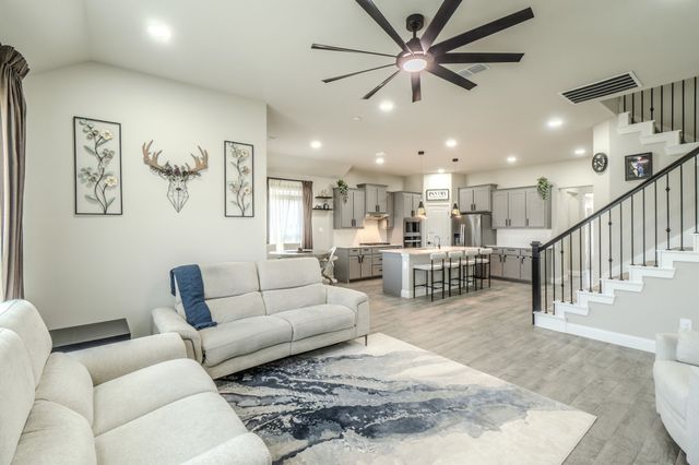 3105 Lionsgate Drive, Argyle, TX 76226