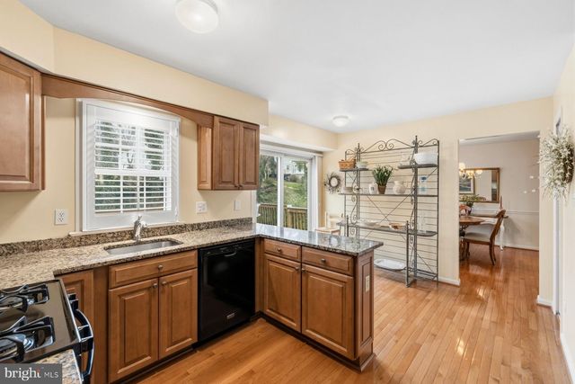 8739 ARLEY DR, Springfield, VA 22153