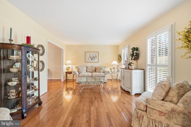 8739 ARLEY DR, Springfield, VA 22153