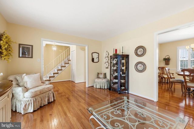 8739 ARLEY DR, Springfield, VA 22153