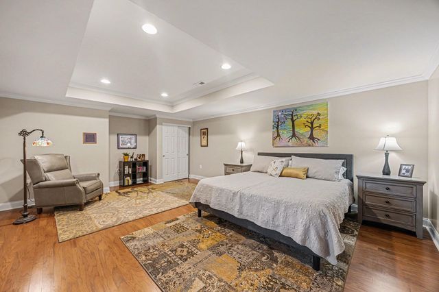 975 Woodsedge Drive, Erlanger, KY 41018