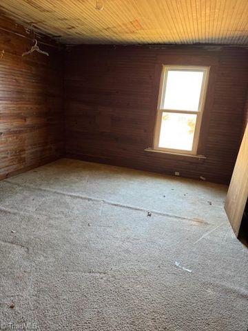 1661 River Siloam Road, Siloam, NC 27047