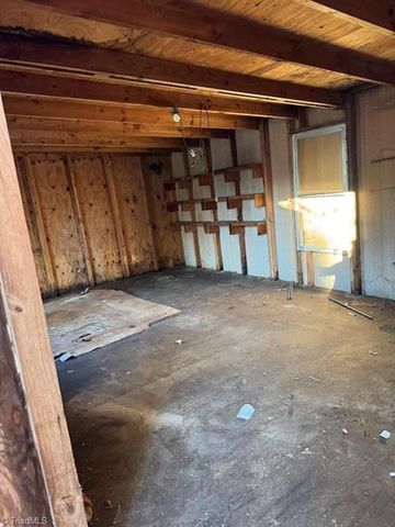 1661 River Siloam Road, Siloam, NC 27047