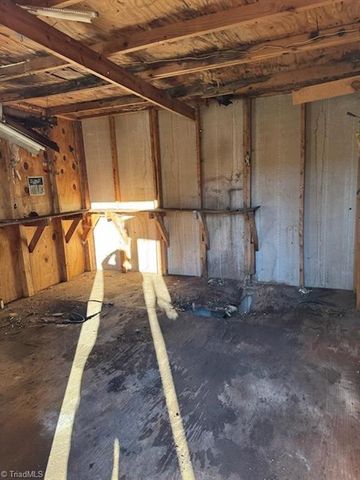 1661 River Siloam Road, Siloam, NC 27047