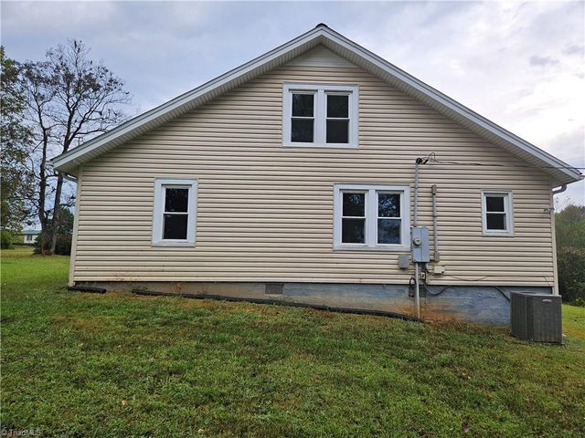 1661 River Siloam Road, Siloam, NC 27047