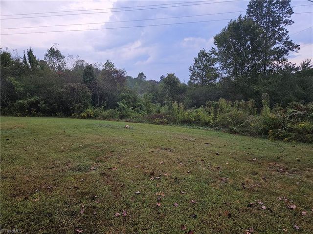 1661 River Siloam Road, Siloam, NC 27047