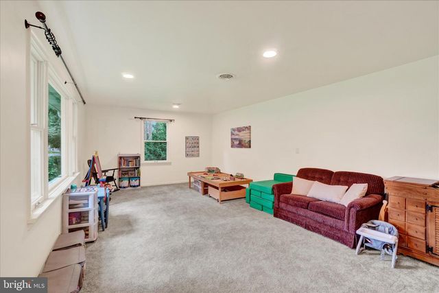 537 MILLER RD, Elizabethtown, PA 17022