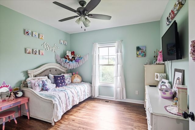 67 Beuerlein Cir, Lawrenceburg, TN 38464