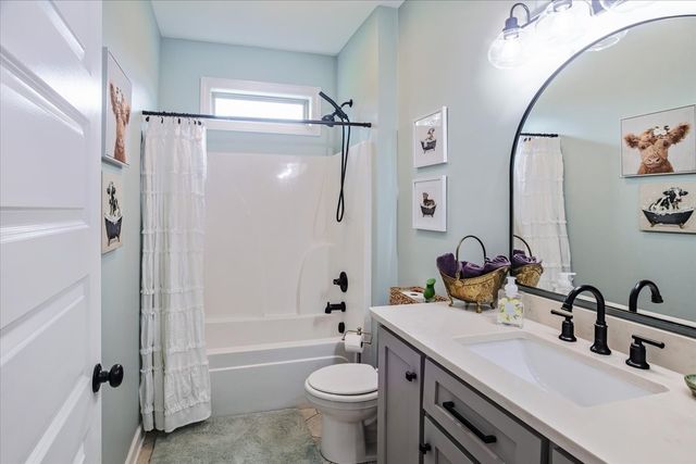 67 Beuerlein Cir, Lawrenceburg, TN 38464