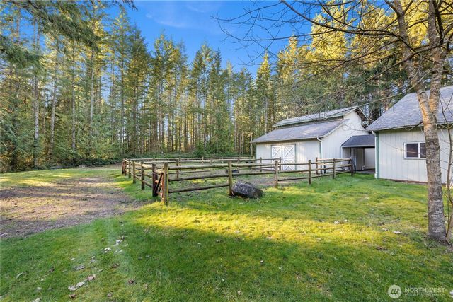 6410 221st Avenue NE, Granite Falls, WA 98252