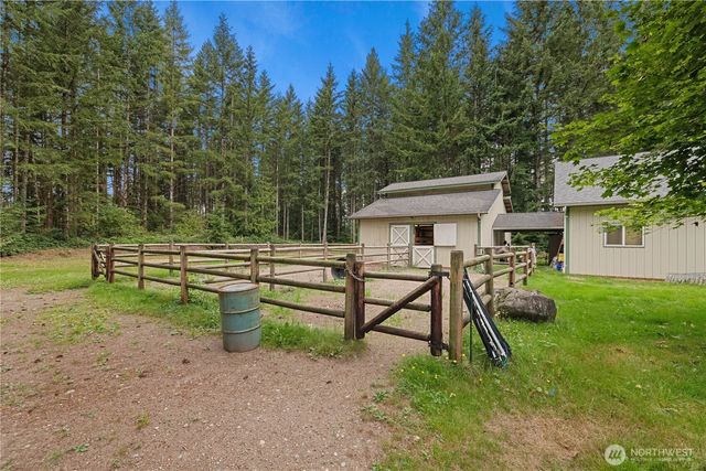 6410 221st Avenue NE, Granite Falls, WA 98252