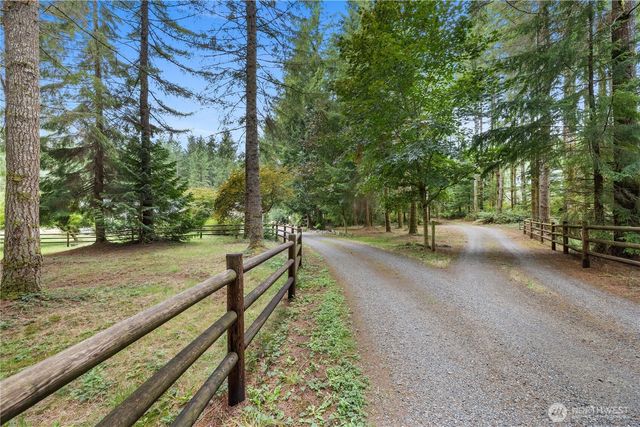 6410 221st Avenue NE, Granite Falls, WA 98252