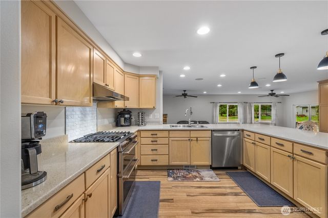 6410 221st Avenue NE, Granite Falls, WA 98252