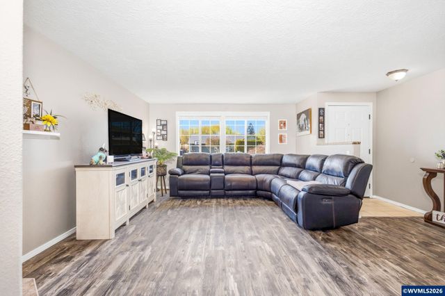 5270 Woodwind Ct NE, Keizer, OR 97303