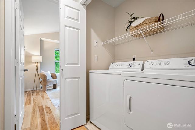 9112 NE 159th PL NE ##404, Redmond, WA 98052