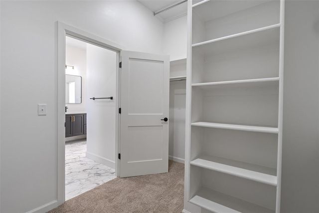 2424 Amante Court, Edmond, OK 73034