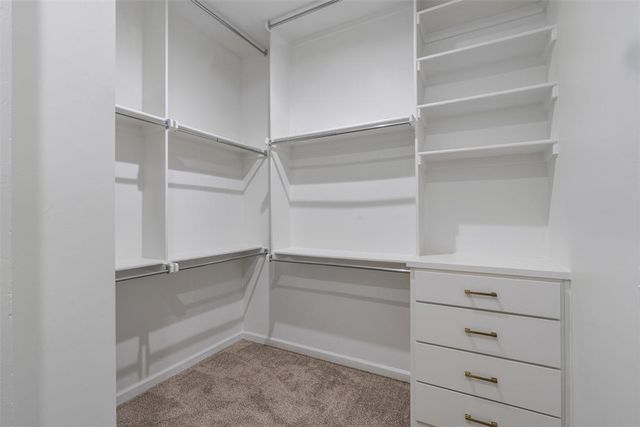 2424 Amante Court, Edmond, OK 73034