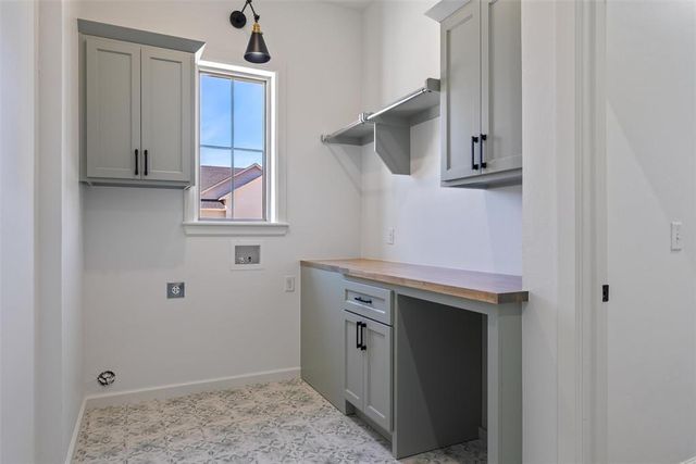 2424 Amante Court, Edmond, OK 73034