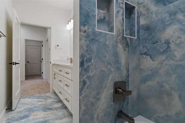 2424 Amante Court, Edmond, OK 73034