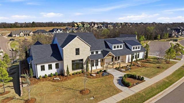 2424 Amante Court, Edmond, OK 73034