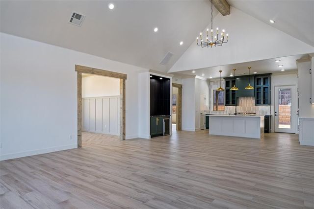 2424 Amante Court, Edmond, OK 73034