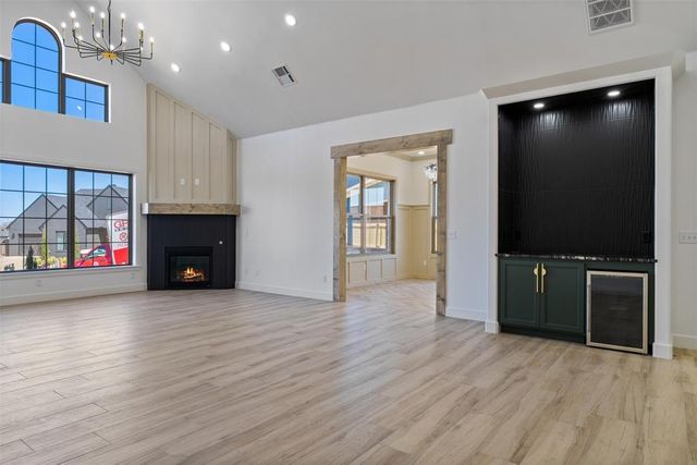 2424 Amante Court, Edmond, OK 73034