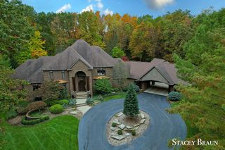 7750 Silverthorn Drive, Ada, MI 49301