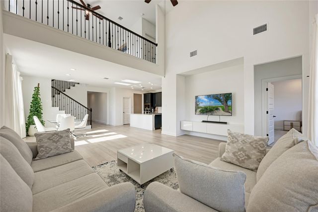 316 Regatta TRL, Leander, TX 78641