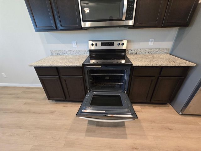 3971 Turtle CRK, New Braunfels, TX 78132