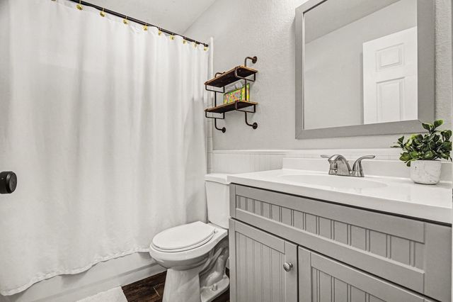 5609 Phoenix Drive, The Colony, TX 75056