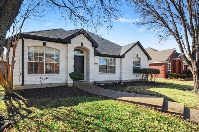 5609 Phoenix Drive, The Colony, TX 75056